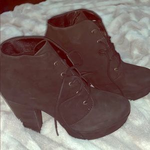 Steve Madden Black Boots